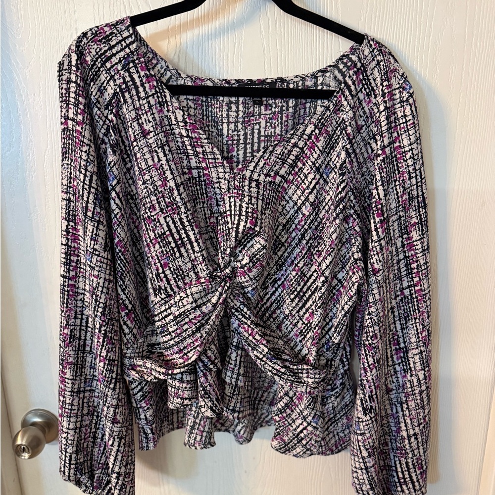 Express Knot-Front Long Sleeve Top in Black, White & Pink